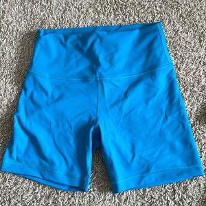 Lululemon wundertrain 6” shorts